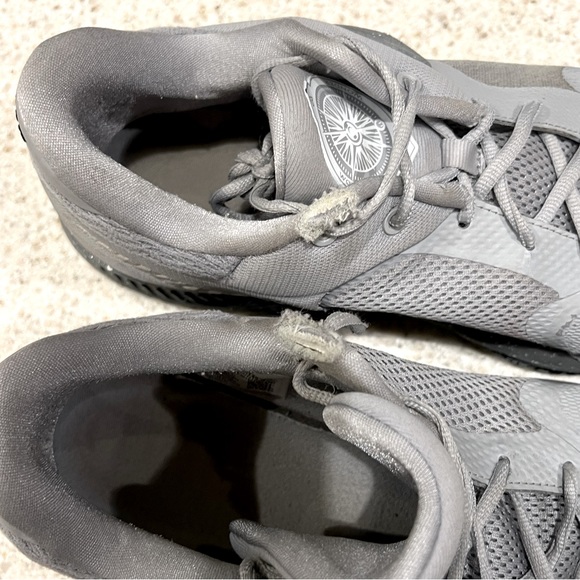 Zoom Freak 4 Basketball shoes - Picture 3 of 8